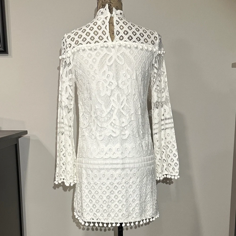 White Lace shift mini Dress with pompom ricrac details size small - Picture 6 of 13